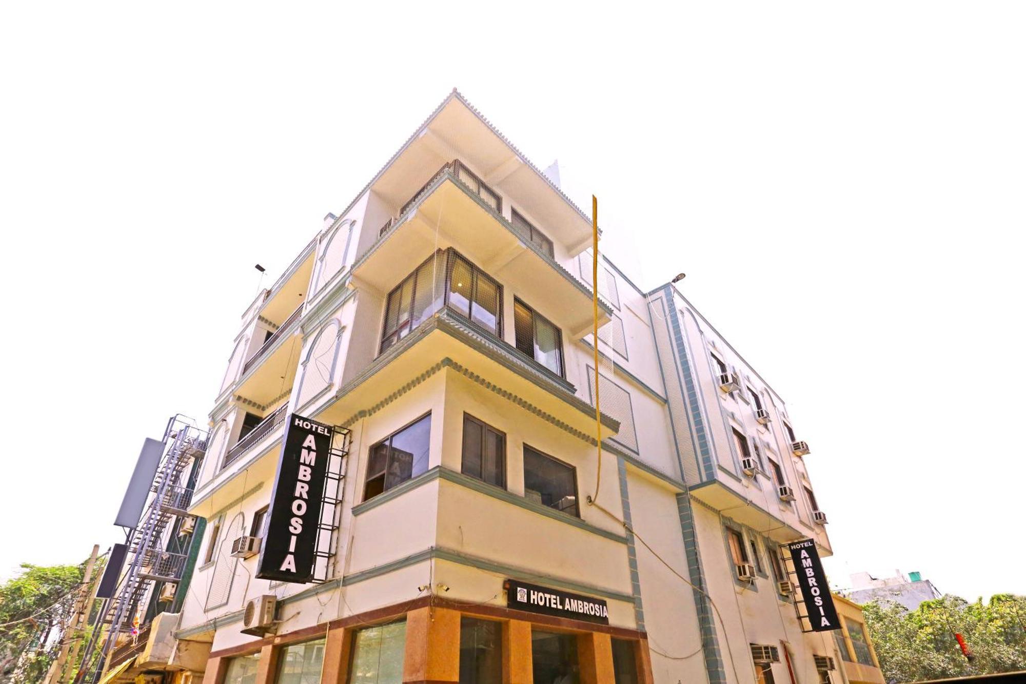 Hotel Ambrosia - A Boutique Hotel New Delhi Exterior photo
